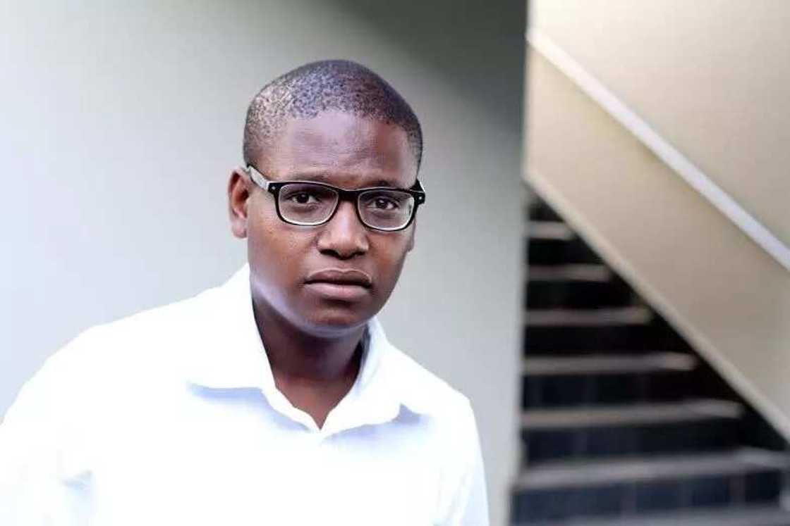 Meet the finalists of the Etisalat Prize for Literature 2015 Meet the finalists of the Etisalat Prize for Literature 2015