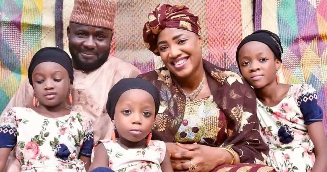 Dandalin Kannywood: Hassan Giggs da Muhibbat Abdulsalam sun cika shekara 10 da aure Dandalin Kannywood: Hassan Giggs da Muhibbat Abdulsalam sun cika shekara 10 da aure