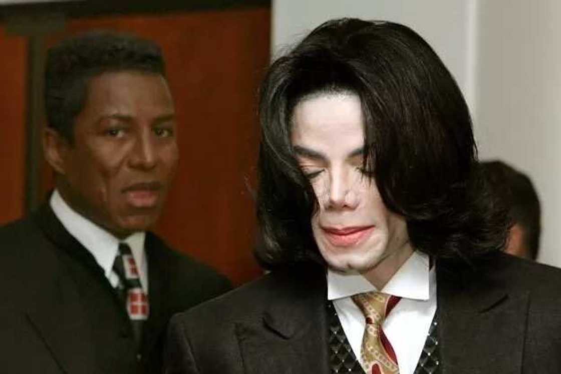 'Ɗan uwan Michael Jackson, Jermaine ya musulunta 'Ɗan uwan Michael Jackson, Jermaine ya musulunta
