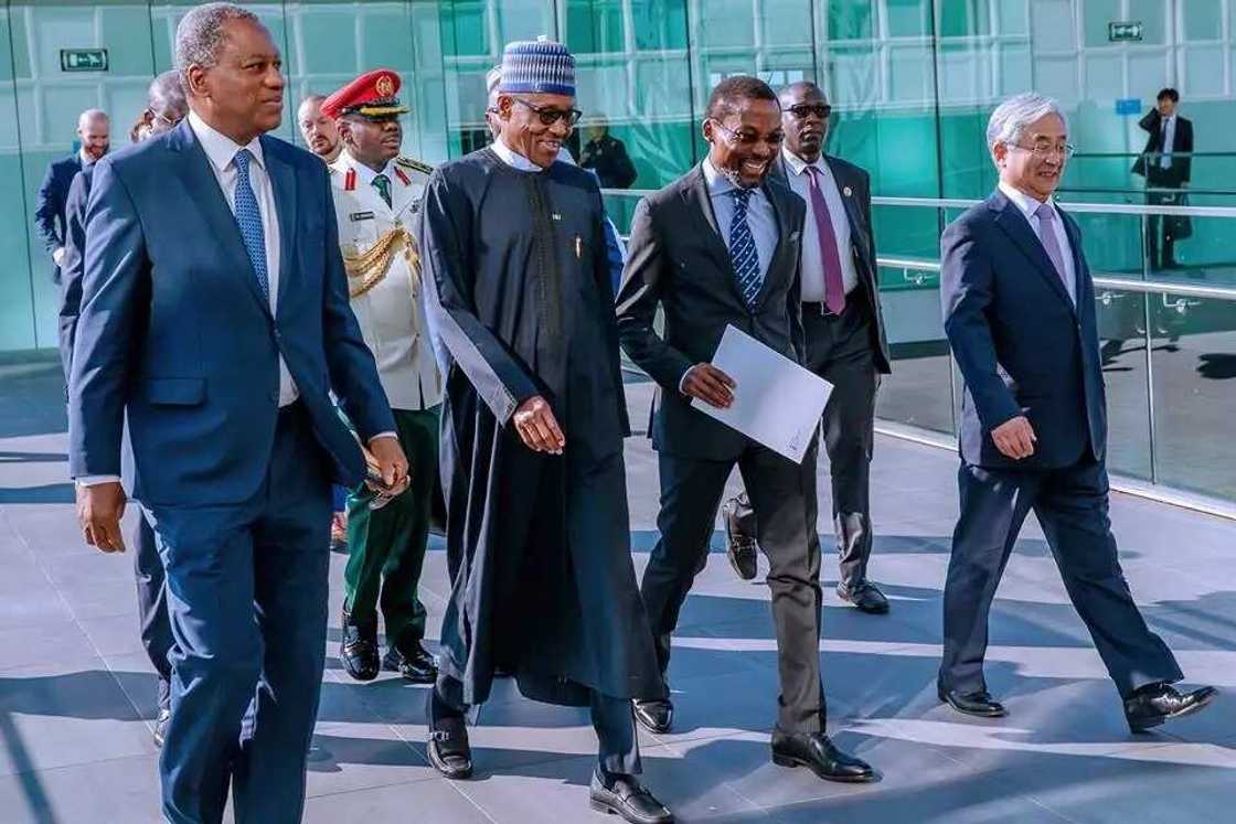 Kyawun tafiya: Tsarabar ayyukan cigaba 3 da Buhari ya dawo da su daga kasar Holand