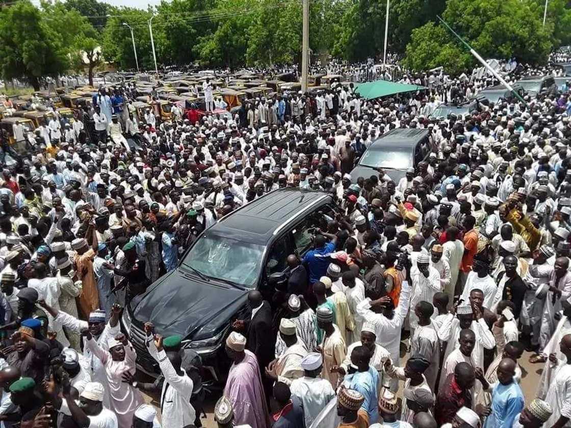 Breaking: Sokoto state governor decamps from APC