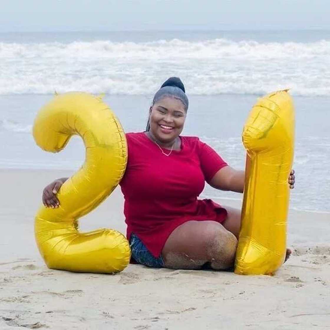 How Can This Mum Of 5 Be 21”- Nigerians React To Lady’s 21st Birthday Photos How Can This Mum Of 5 Be 21”- Nigerians React To Lady’s 21st Birthday Photos