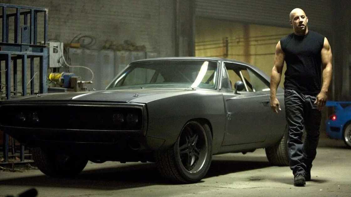 Vin Diesel net worth, house and cars! Vin Diesel net worth, house and cars!