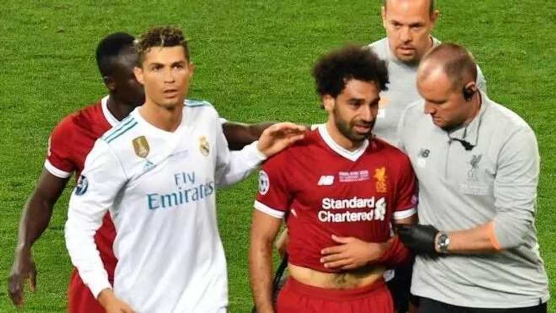 Dubban mutane sun nemi a hukunta Sergio Ramos kan Mo Salah Dubban mutane sun nemi a hukunta Sergio Ramos kan Mo Salah