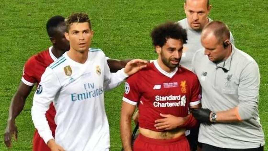 Dubban mutane sun nemi a hukunta Sergio Ramos kan Mo Salah