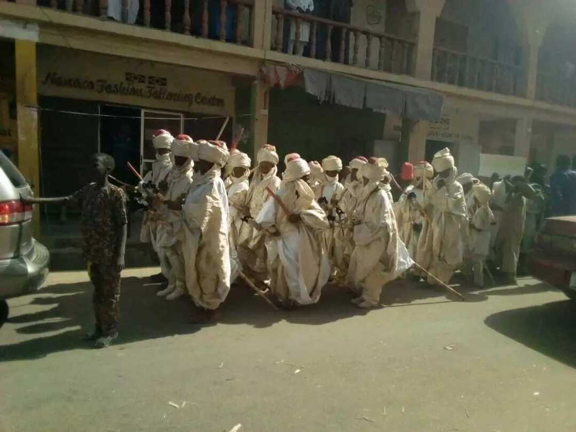 Yara sun yi hawan Daba a Birnin Zazzau Yara sun yi hawan Daba a Birnin Zazzau