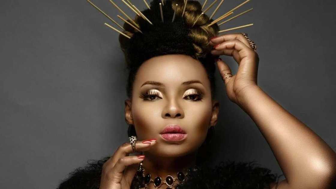 #2015InReview: Who Should Win #NaijEntertainmentAwards Best Female Music Artist Of 2015? #2015InReview: Who Should Win #NaijEntertainmentAwards Best Female Music Artist Of 2015?