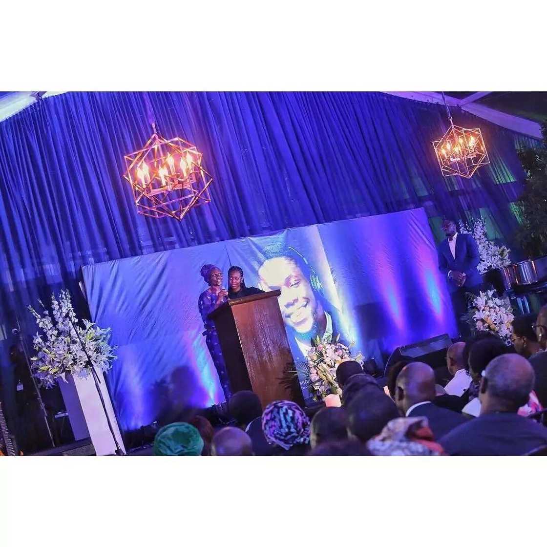 Friends, family mourn DJ Olu at his candlelight service Friends, family mourn DJ Olu at his candlelight service