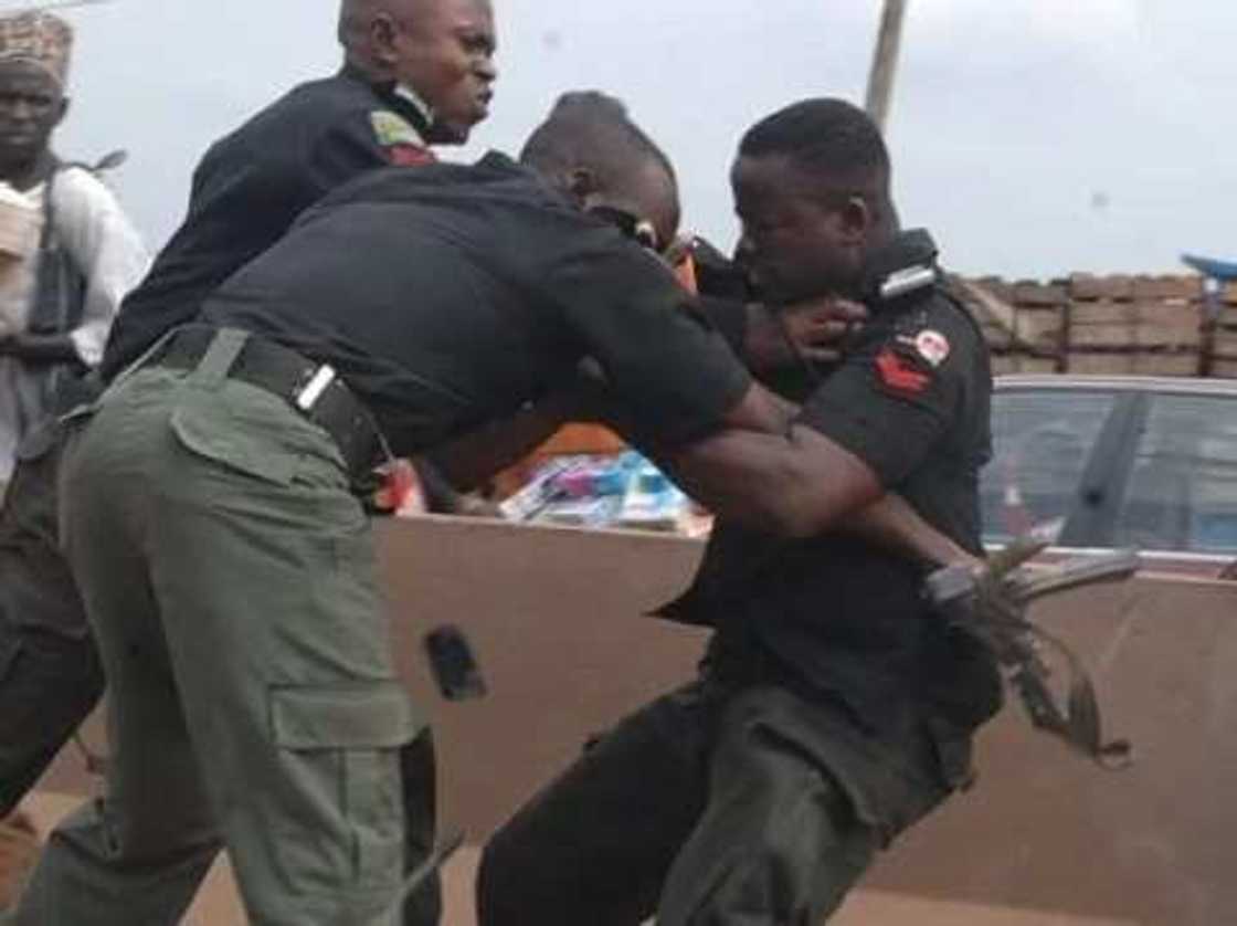 An kama wani dan sanda yayi kisa An kama wani dan sanda yayi kisa