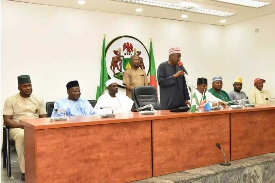 Tsohon Hadimin Kwankwaso zai yi takarar Gwamna da Ganduje Tsohon Hadimin Kwankwaso zai yi takarar Gwamna da Ganduje