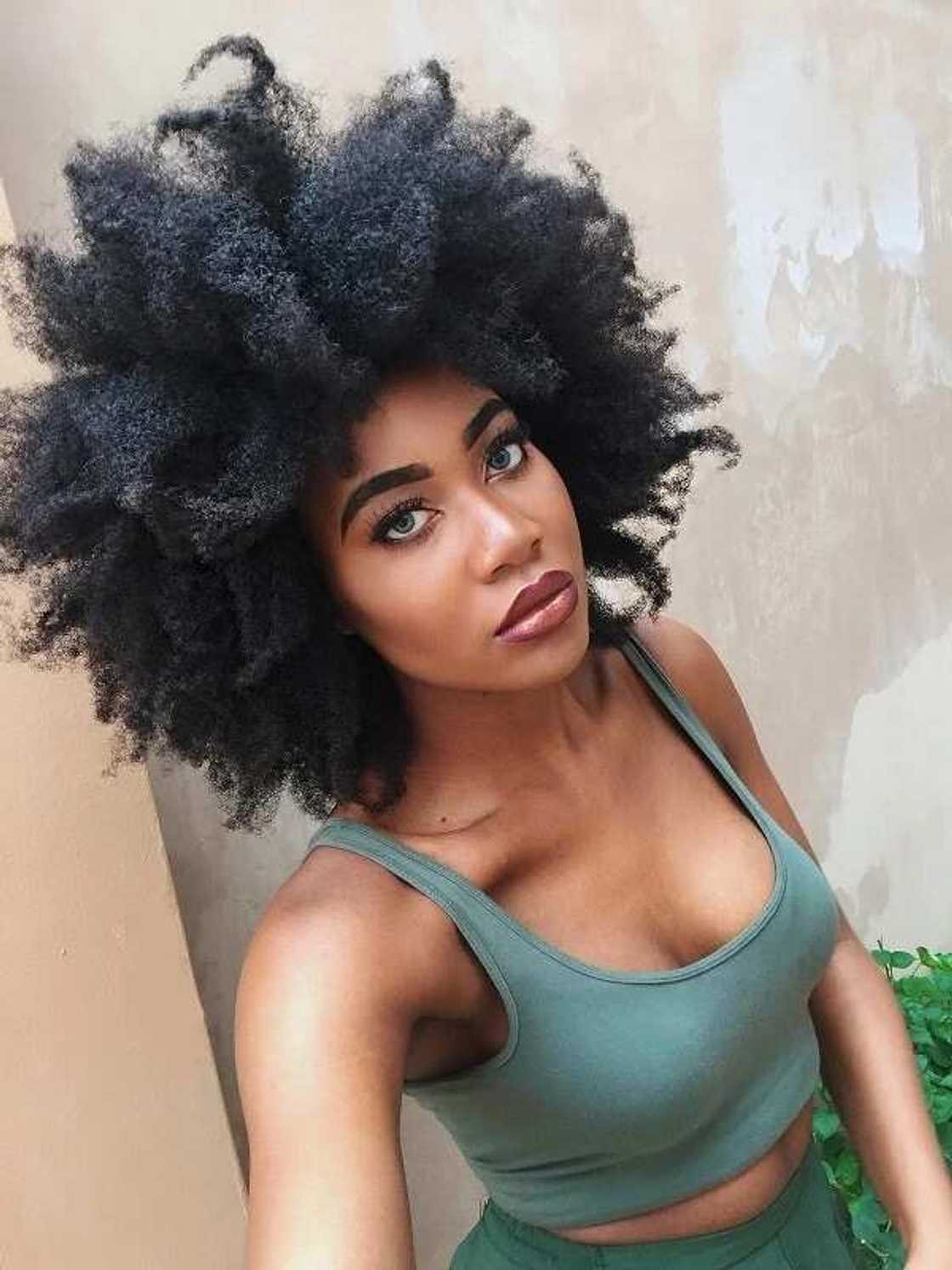 Top Nigerian natural hair bloggers Top Nigerian natural hair bloggers