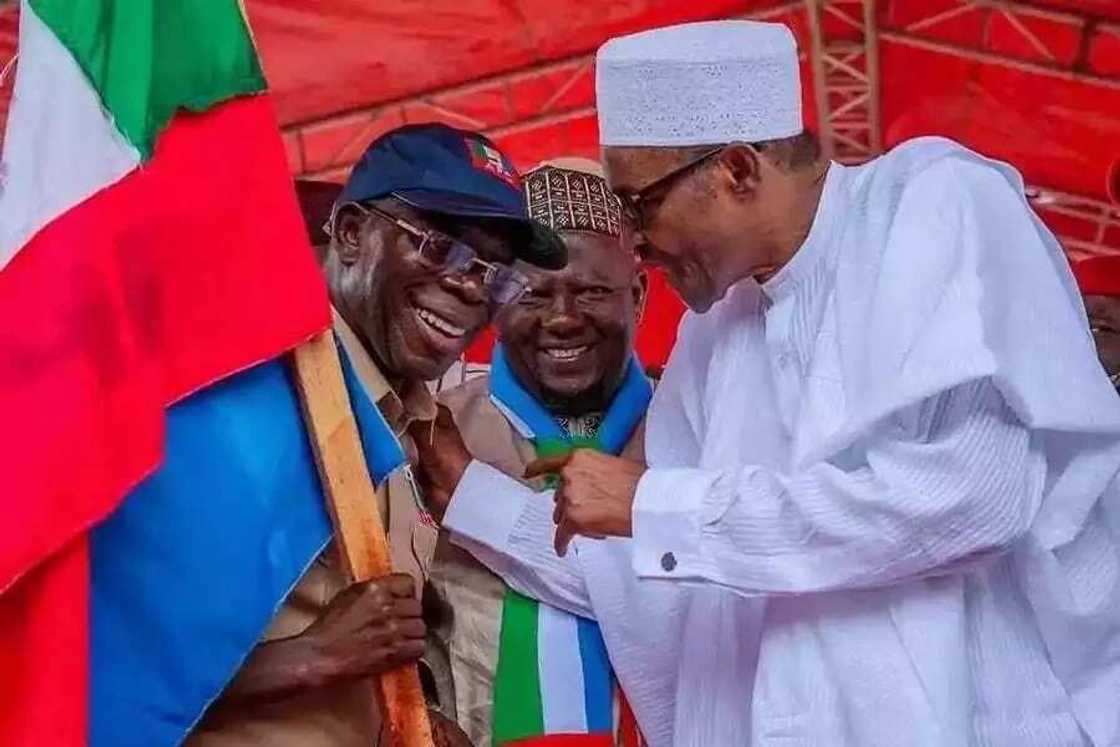 Jam’iyyar APC na daf da lashe zaben Sanatan Bauchi ta Kudu Jam’iyyar APC na daf da lashe zaben Sanatan Bauchi ta Kudu