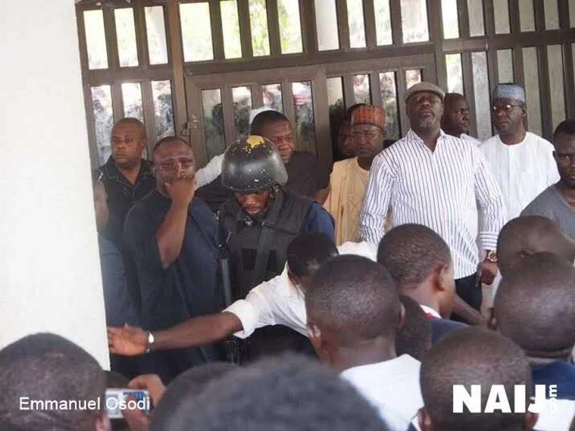 Photos, Video From Abubakar Audu's Burial In Kogi Photos, Video From Abubakar Audu's Burial In Kogi