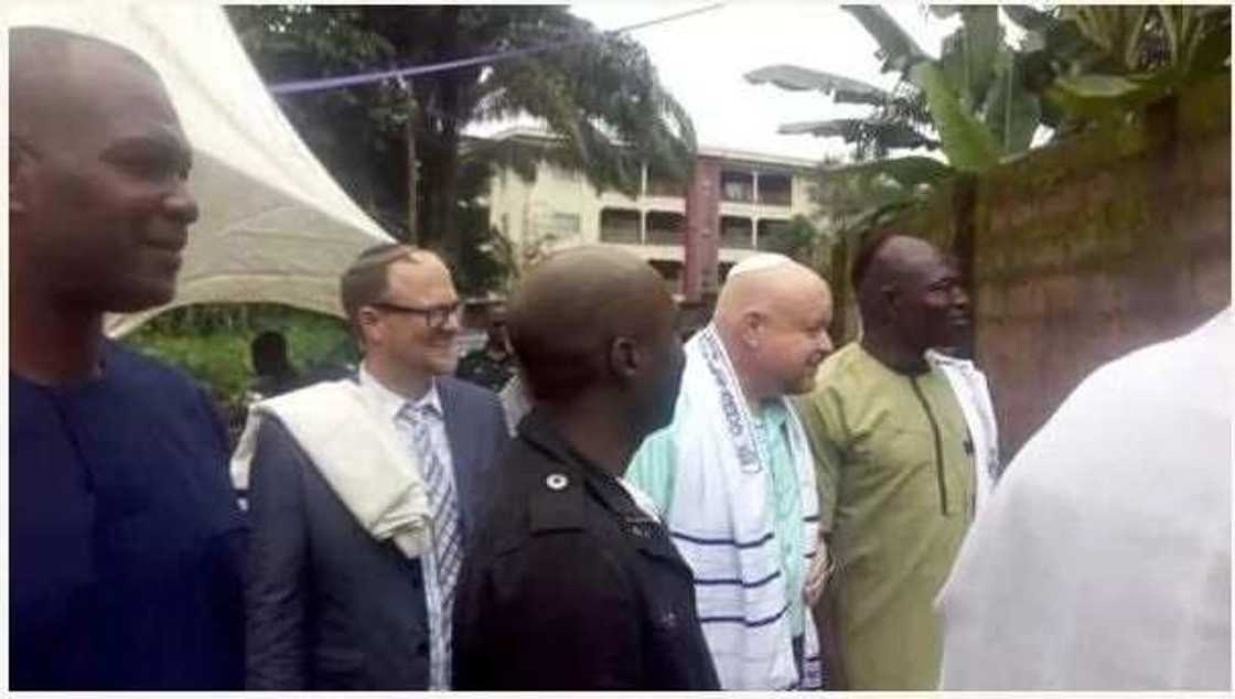 Jewish scientists arrive Anambra, set to present DNA proof that Igbos are Israelites Jewish scientists arrive Anambra, set to present DNA proof that Igbos are Israelites