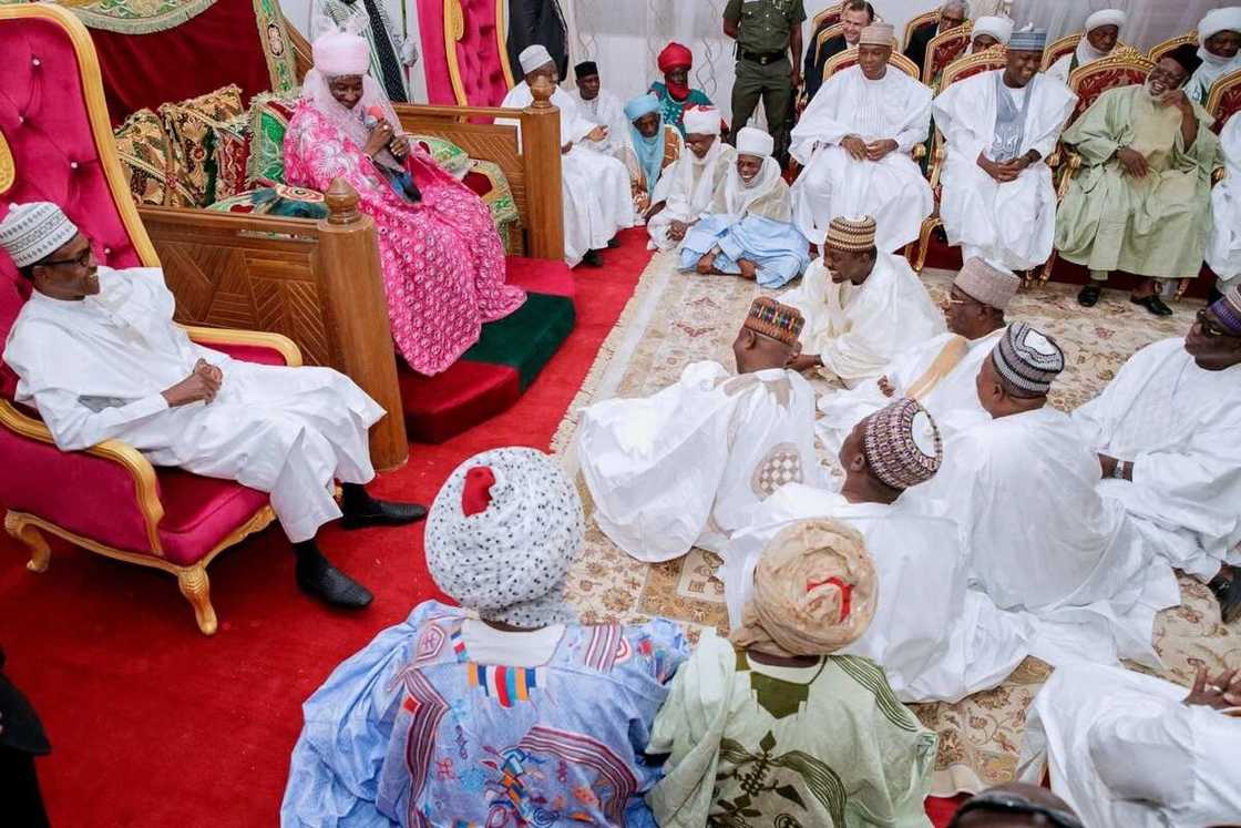 Shuwagabannin Najeriya sun halarci auren ɗiyar hamshain attajiri Aliko Dangote, Fatima a jihar Kano Shuwagabannin Najeriya sun halarci auren ɗiyar hamshain attajiri Aliko Dangote, Fatima a jihar Kano