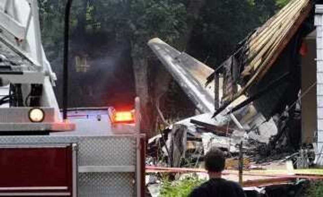 (PHOTOS): 3 Killed, House Set Ablaze From Plane Crash (PHOTOS): 3 Killed, House Set Ablaze From Plane Crash