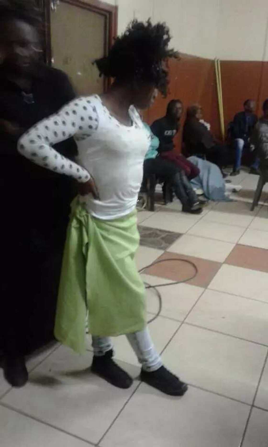 Popular Pastor Commands Snake Spirit To Enter Woman Popular Pastor Commands Snake Spirit To Enter Woman