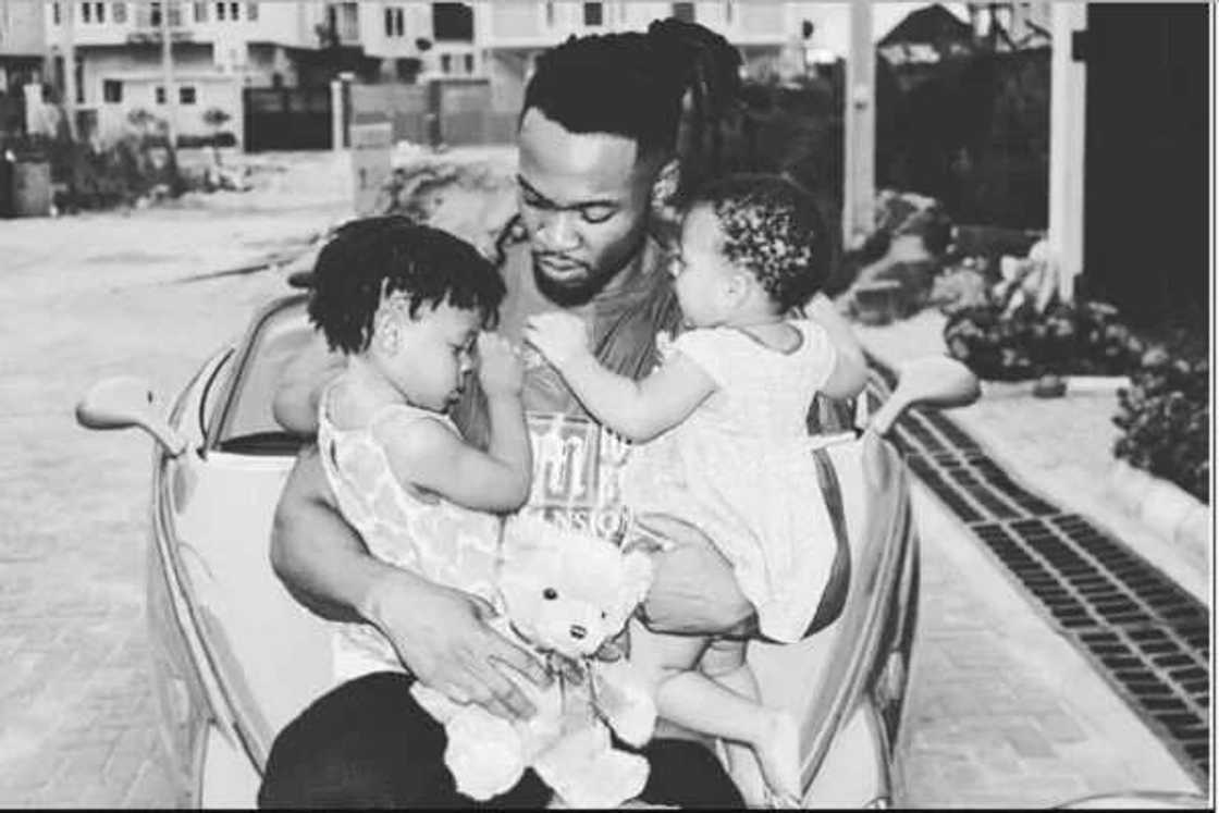 Flavour with his two daughters. Photo: 2niteflavour on Instagram Flavour with his two daughters. Photo: 2niteflavour on Instagram