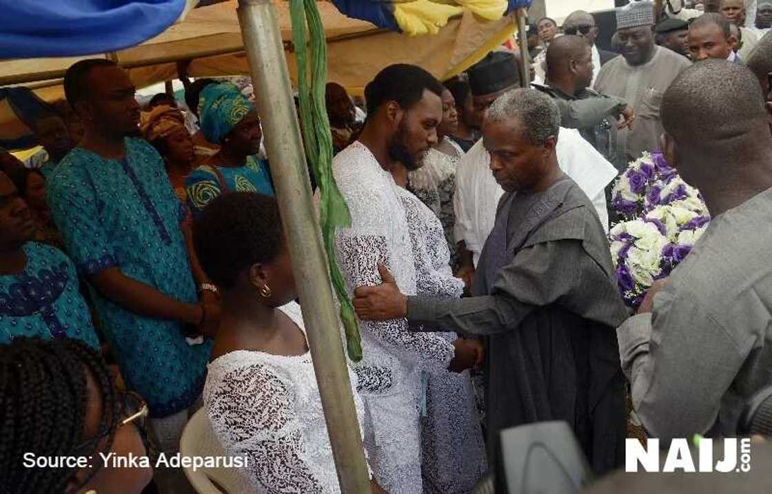 10 touching photos from James Ocholi burial 10 touching photos from James Ocholi burial