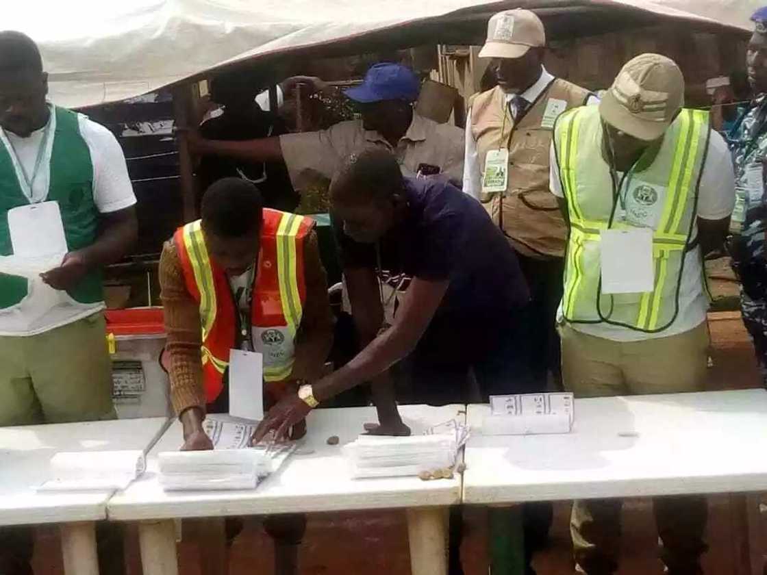 KARIN BAYANI: APC ta samu nasara a kananan hukumomi 3 cikin hudu na zaben jihar Osun KARIN BAYANI: APC ta samu nasara a kananan hukumomi 3 cikin hudu na zaben jihar Osun