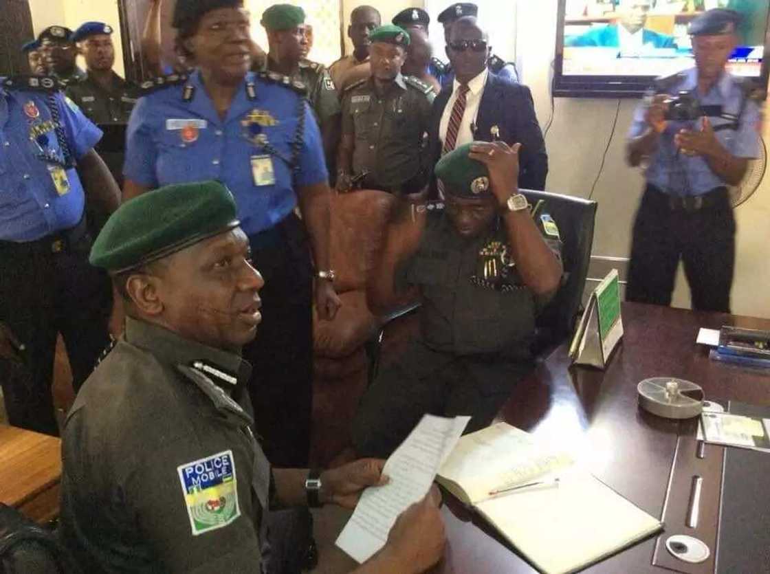 Aiki ga mai ƙare ka: Babban sufetan Yansandan Najeriya ya isa jihar Benuwe kan lamarin tsaro Aiki ga mai ƙare ka: Babban sufetan Yansandan Najeriya ya isa jihar Benuwe kan lamarin tsaro