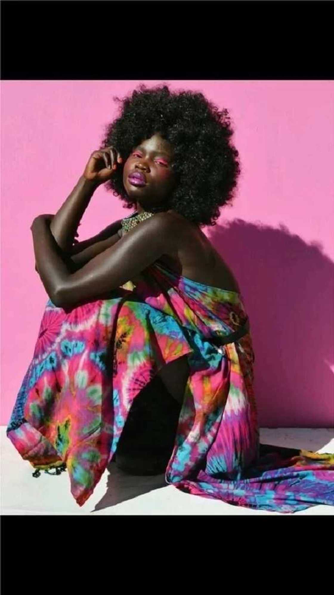 Meet beautiful 19-year-old dark-skinned model Florence Baitio Meet beautiful 19-year-old dark-skinned model Florence Baitio