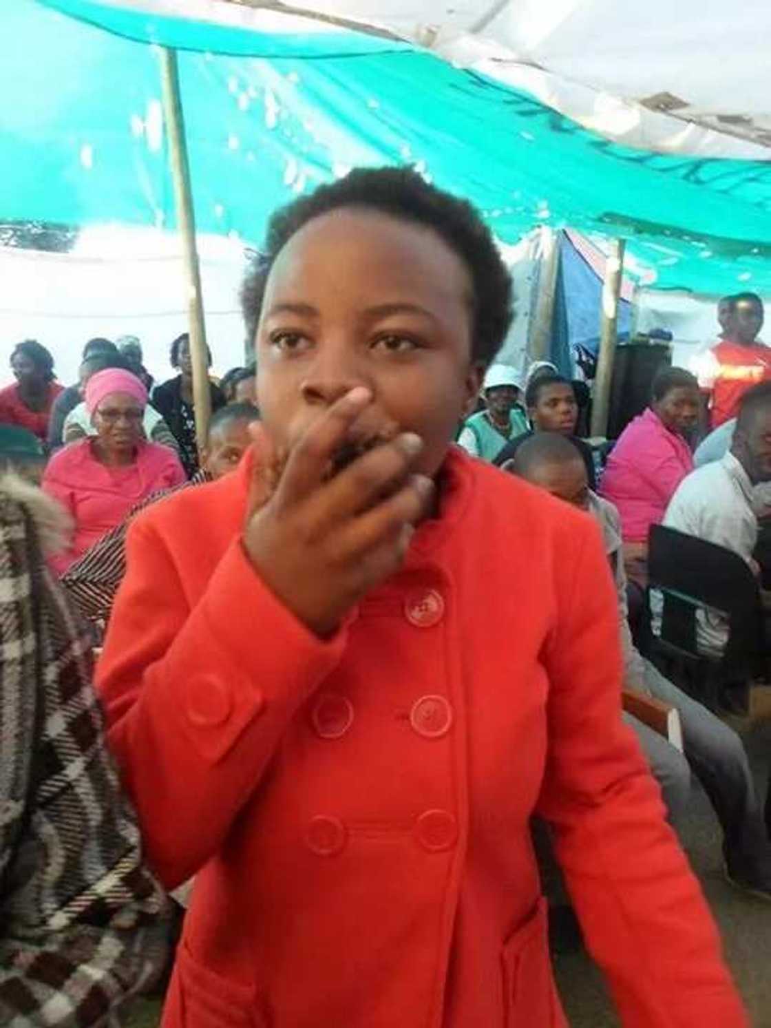 Pastor Turns Human Hair To Consumable During Prayers Pastor Turns Human Hair To Consumable During Prayers