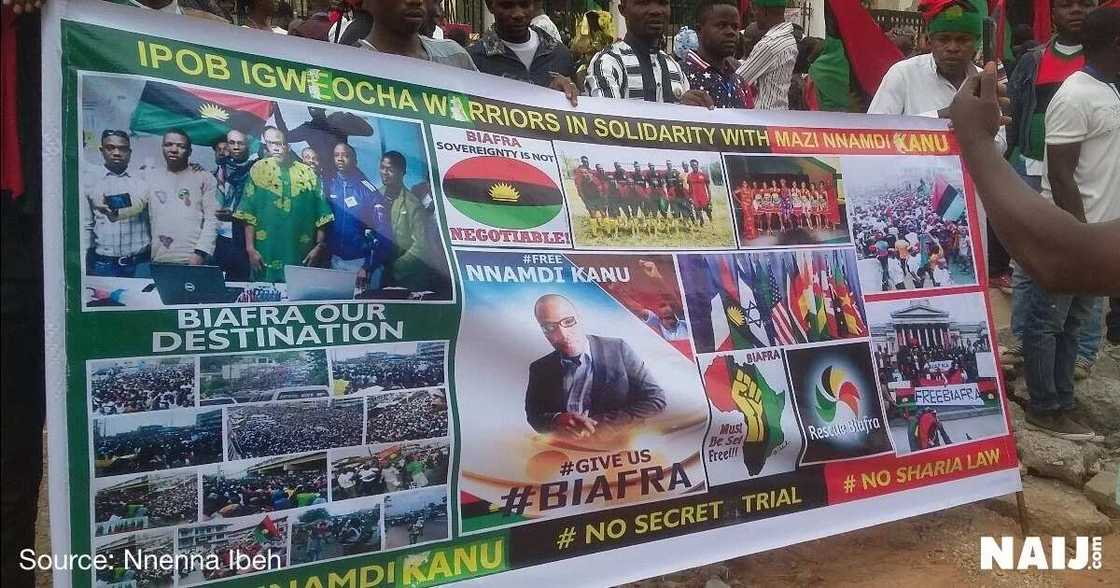 Just In: Massive protest hits Abuja court in preparation of Nnamdi Kanu's trial Just In: Massive protest hits Abuja court in preparation of Nnamdi Kanu's trial