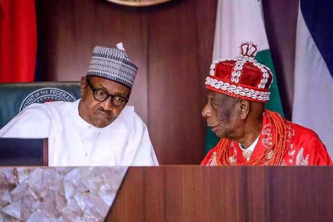 Sarkin Ogoni ya nada wa Shugaba Buhari sarauta