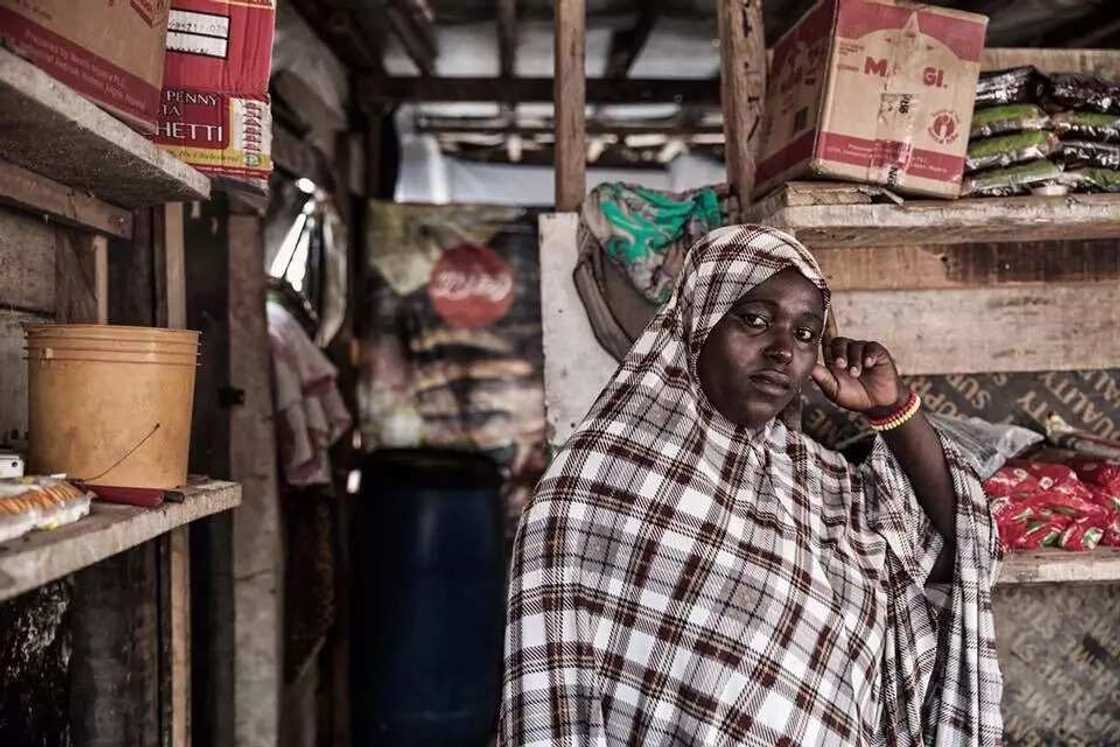 Abun tausayi: Wata yar gudun hijira ta bayyana halin da suka shiga tare da iyalinta bayan barinsu gida