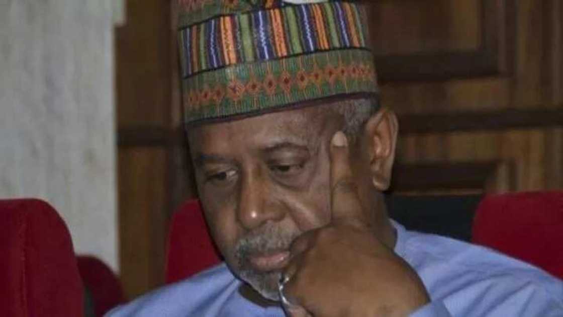 Bayan sabunta tuhuma 32 maimakon 18, Kotu ta amice da sake bayar da belin Dasuki Bayan sabunta tuhuma 32 maimakon 18, Kotu ta amice da sake bayar da belin Dasuki