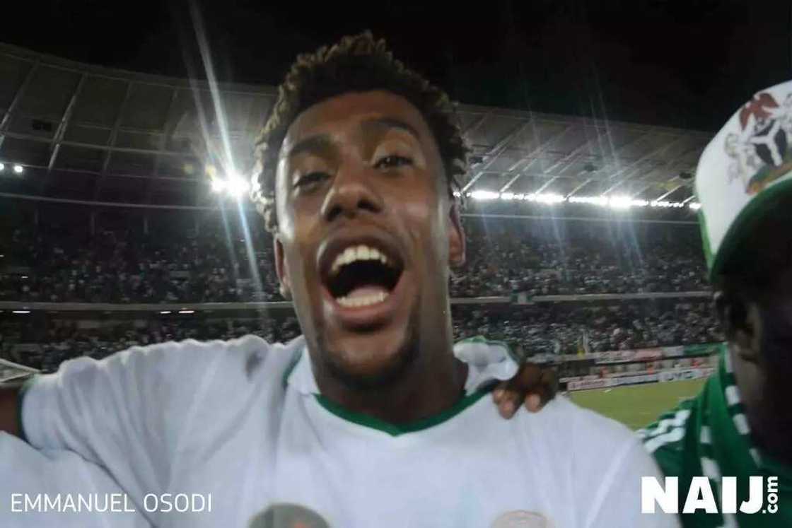 Iwobi scores as Nigeria defeat Zambia to qualify for the 2018 World Cup Iwobi scores as Nigeria defeat Zambia to qualify for the 2018 World Cup