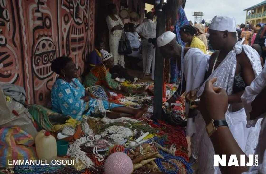 Arugba appears as Osun Osogbo Festival hots up Arugba appears as Osun Osogbo Festival hots up