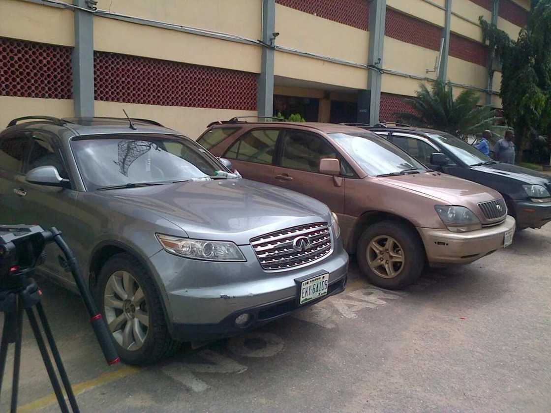 Ikorodu Banks' Robbers Make Damning Confessions (PHOTO) Ikorodu Banks' Robbers Make Damning Confessions (PHOTO)