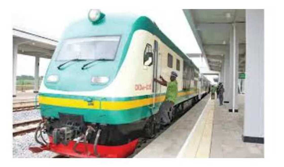 Buhari to borrow $6.1 billion to complete all rail projects by December 2019 Buhari to borrow $6.1 billion to complete all rail projects by December 2019
