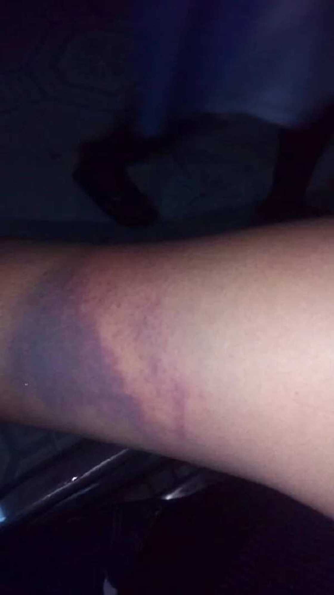 How Army officer almost killed a lady on her way to Onitsha (photos) How Army officer almost killed a lady on her way to Onitsha (photos)