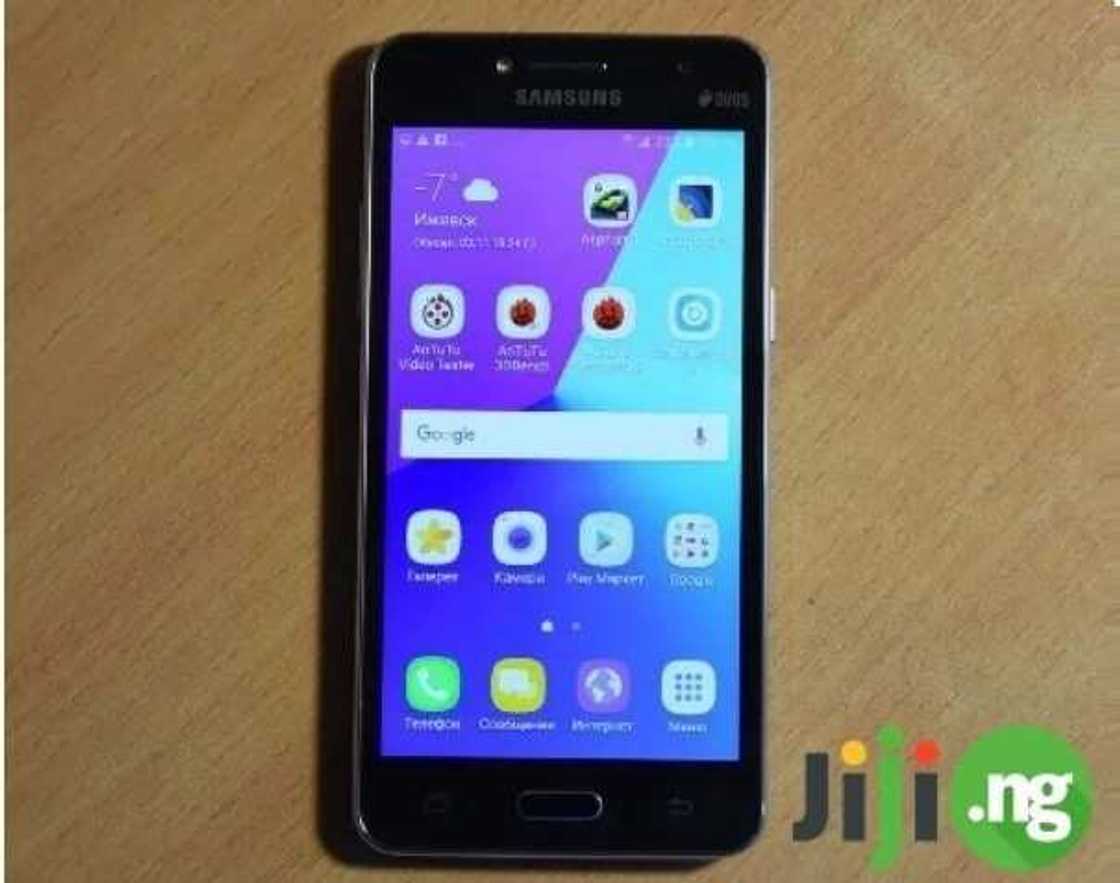 TOP 10 modern smartphones you can happily afford! (Number 7 is the most mind-blowing) TOP 10 modern smartphones you can happily afford! (Number 7 is the most mind-blowing)