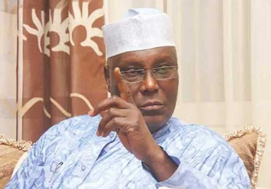 Ni ba mahaukaci bane PDP na son amfani da ni da kudina wajen farfado da jam’iyyar sannan su marawa Makarfi baya - Atiku Ni ba mahaukaci bane PDP na son amfani da ni da kudina wajen farfado da jam’iyyar sannan su marawa Makarfi baya - Atiku