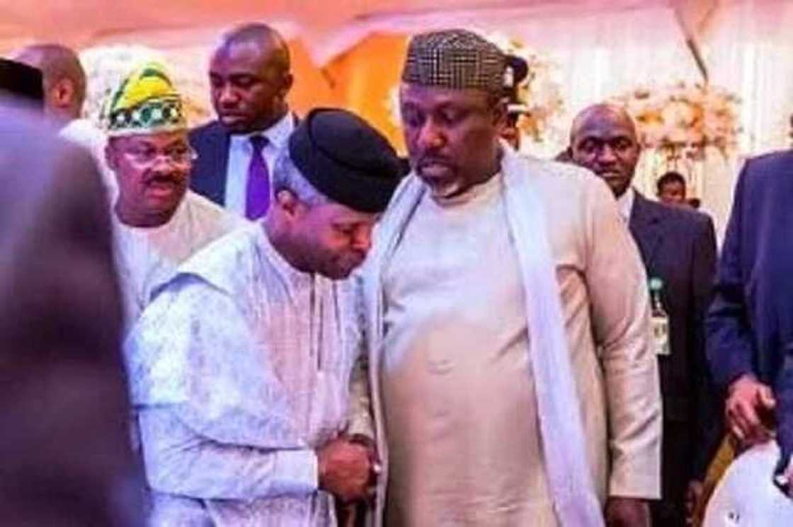 See how Fayose celebrated with APC leaders in Lagos (photos) See how Fayose celebrated with APC leaders in Lagos (photos)