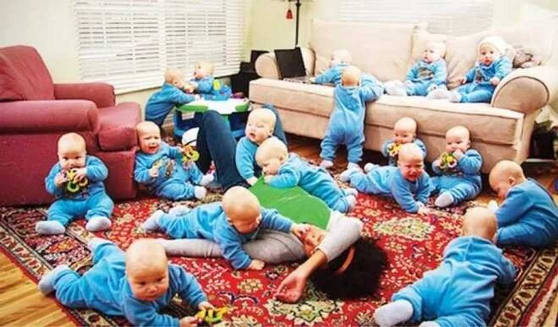 Abun al’ajabi: Wata mata ta haifi ’ya’ya 17 a sa’o’i 29 Abun al’ajabi: Wata mata ta haifi ’ya’ya 17 a sa’o’i 29