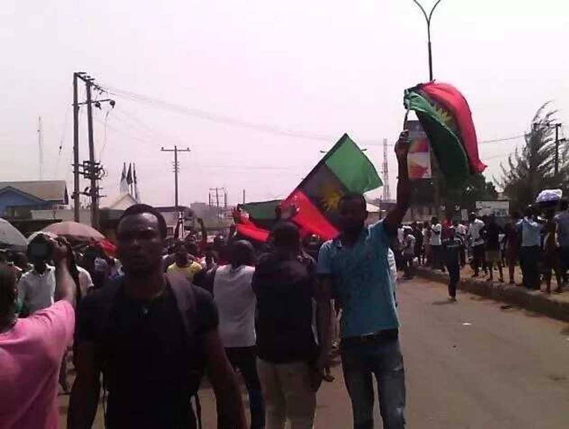 JUST IN: Massive Biafra protest hits Enugu over President Buhari’s visit (photos) JUST IN: Massive Biafra protest hits Enugu over President Buhari’s visit (photos)