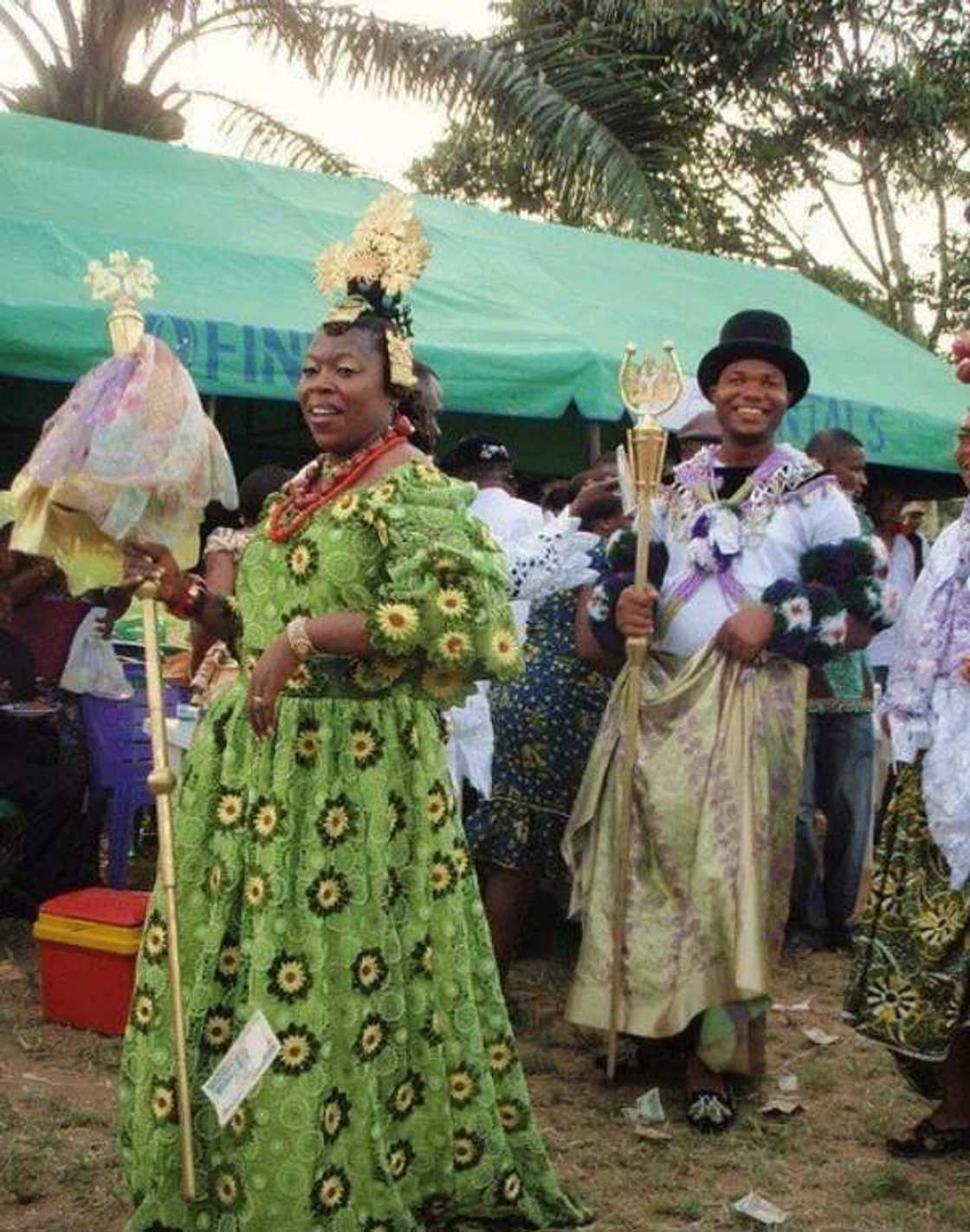 Akwa Ibom native attire for woman Akwa Ibom native attire for woman