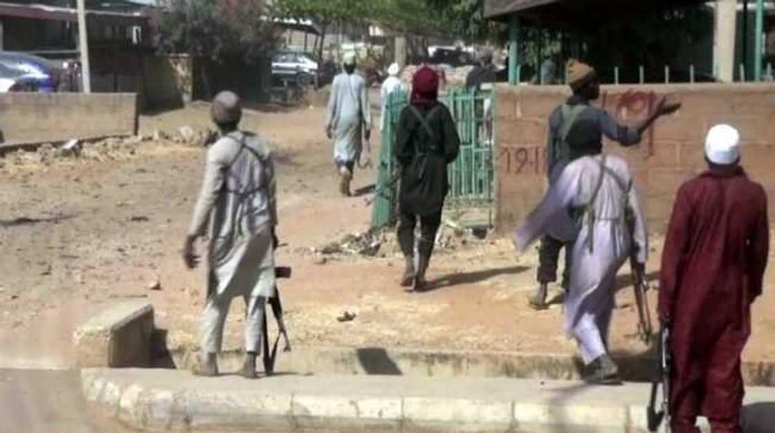 Boko Haram sun kashe mutane 10 a Borno Boko Haram sun kashe mutane 10 a Borno