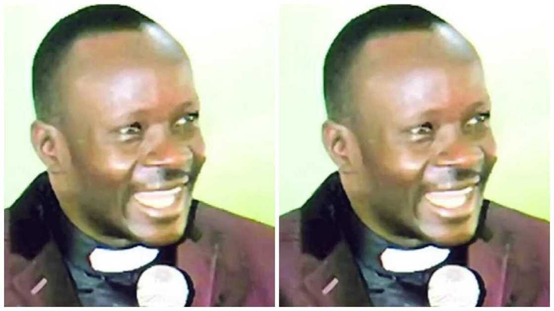 Oyo state pastor recounts how he ‘resurrected’ a girl who has been declared dead (photo) Oyo state pastor recounts how he ‘resurrected’ a girl who has been declared dead (photo)