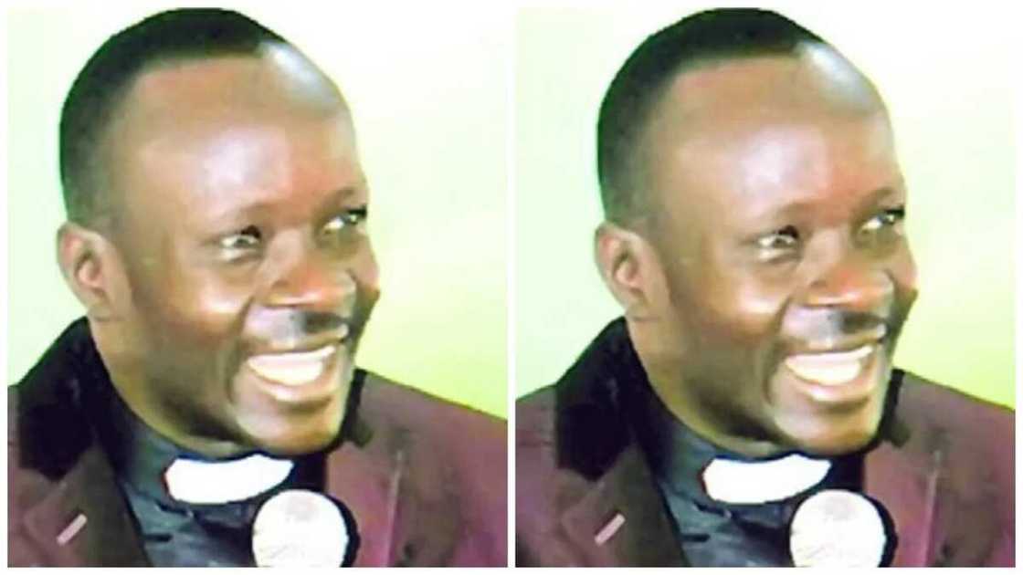 Oyo state pastor recounts how he ‘resurrected’ a girl who has been declared dead (photo)