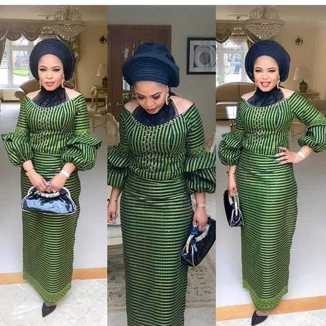 Long Aso Ebi gown style Long Aso Ebi gown style