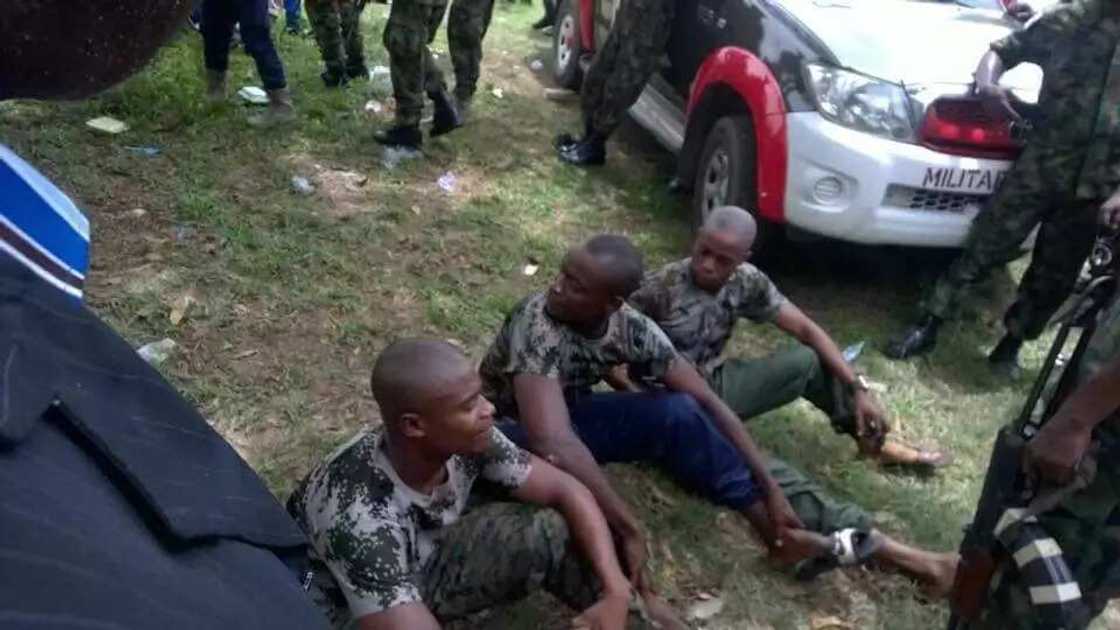 Rivers rerun: Violence erupts as INEC suspends poll in 8 LGAs Rivers rerun: Violence erupts as INEC suspends poll in 8 LGAs