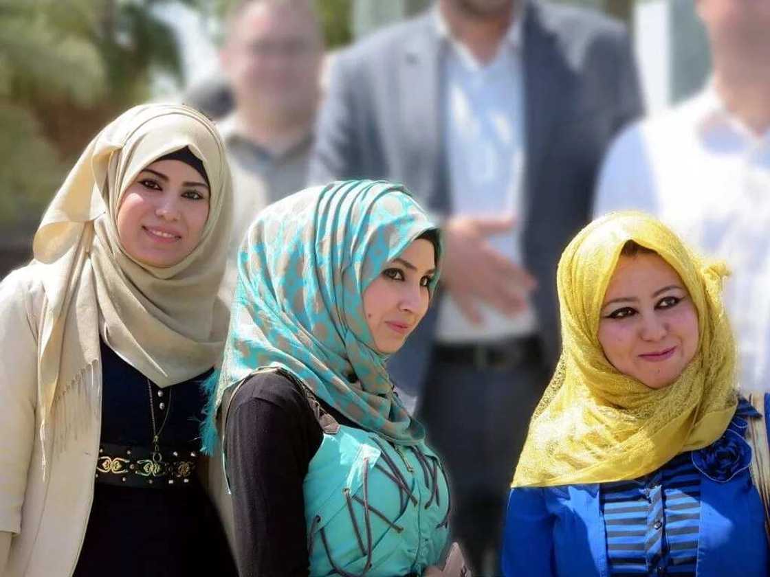 Duba kaga inda mata suke neman maza ruwa a jallo Duba kaga inda mata suke neman maza ruwa a jallo