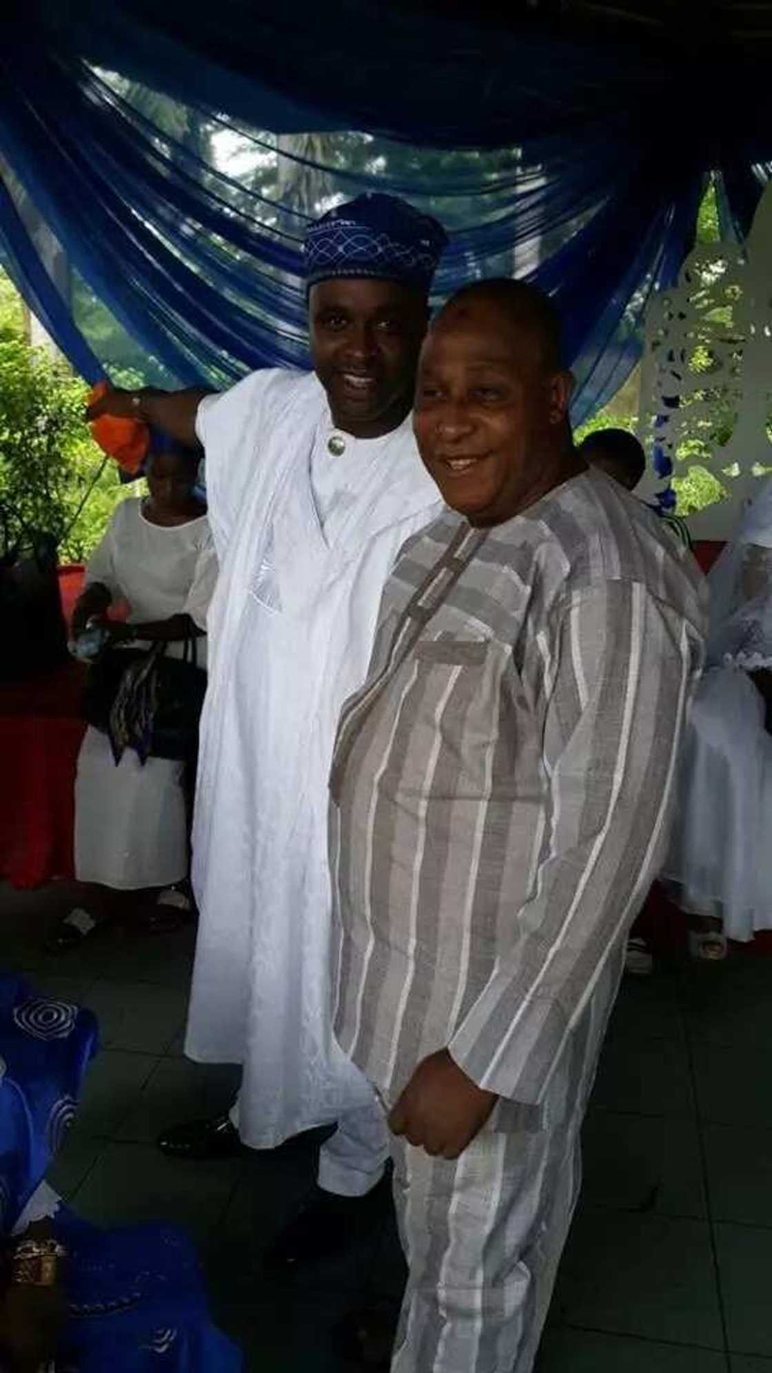 Fuji Singer Spotted With Top Movie Stars Fuji Singer Spotted With Top Movie Stars