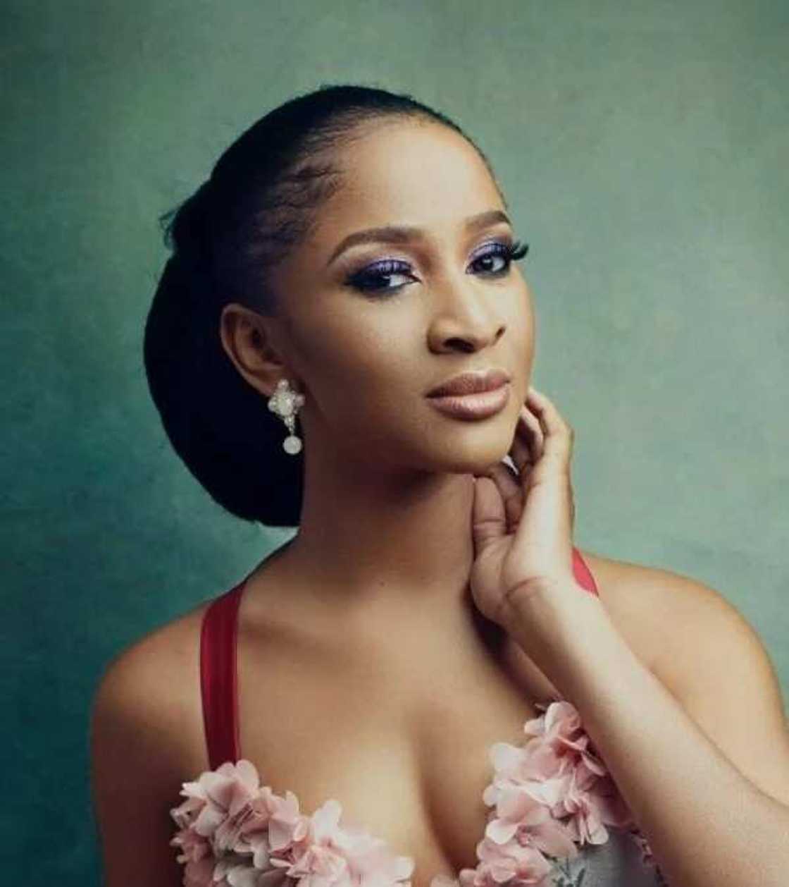 adesua etomi adesua etomi